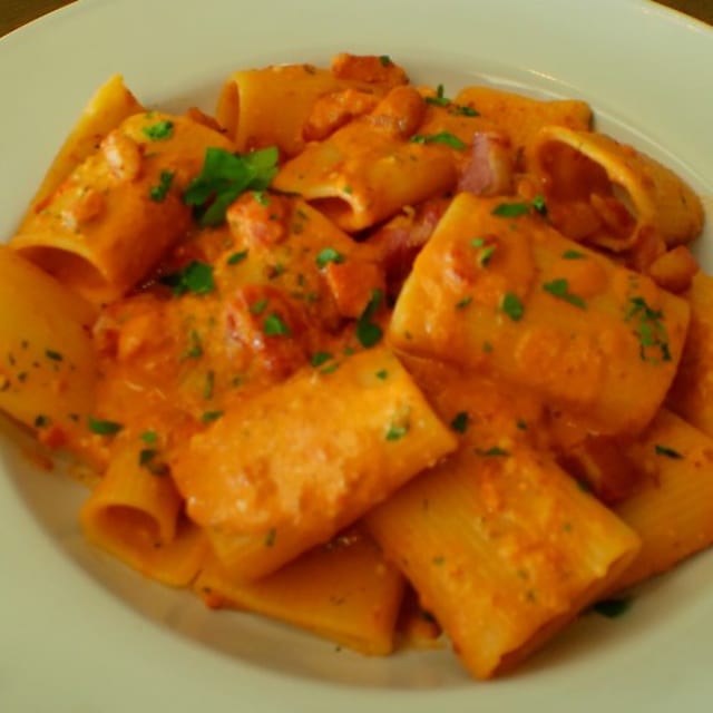 RIGATONI ALL VODKA.